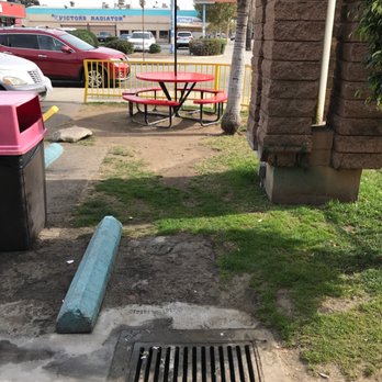 Tijuana tacos - Sitting table outside - Tacos Near Me - Pomona, California