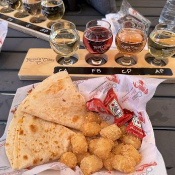 Reeces Cider - Cider flight and Cousins Maine Lobster food truck - perfect pairing! - Cideries Near Me - Ellijay, Georgia Reeces Cider - Cider flight and Cousins Maine Lobster food truck - perfect pairing! - Cideries Near Me - Ellijay, Georgia