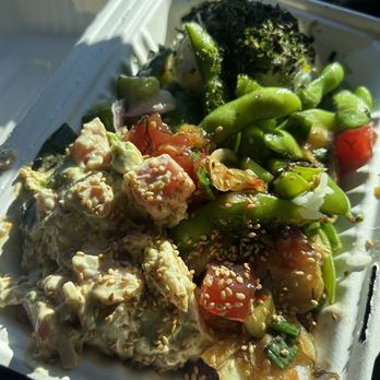 Jus' Poke - California Roll Poke - Hawaiian Near Me - Redondo Beach, California