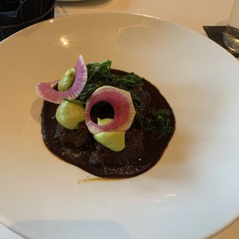 Xochi - Xochi - Cachetes De Res en Mole Pasilla (Braised beef cheeks, mole pasilla). - Mexican Near Me - Houston, Texas Xochi - Xochi - Cachetes De Res en Mole Pasilla (Braised beef cheeks, mole pasilla). - Mexican Near Me - Houston, Texas