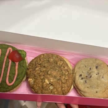 Milk Bar - 6 Cookie Deal - Bakeries Near Me - Brooklyn, New York Milk Bar - 6 Cookie Deal - Bakeries Near Me - Brooklyn, New York