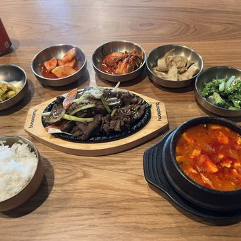 Tang Jip - Lunch Menu: Bulgogi + Soontofu. Comes with rice and banchan. - Korean Near Me - Concord, California