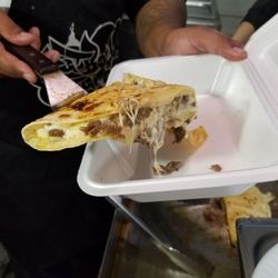 Fatboys Taco - Yummy Cabeza quesadilla
