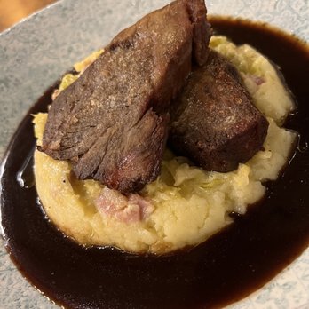 The Broad Leys - Beef, cabbage and mashed potatoes. - Restaurants Near Me The Broad Leys - Beef, cabbage and mashed potatoes. - Restaurants Near Me