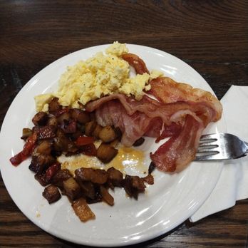 The View Restaurant & Lounge - Eggs, Bacon and potatoes - Lounges Near Me - Boalsburg, Pennsylvania The View Restaurant & Lounge - Eggs, Bacon and potatoes - Lounges Near Me - Boalsburg, Pennsylvania