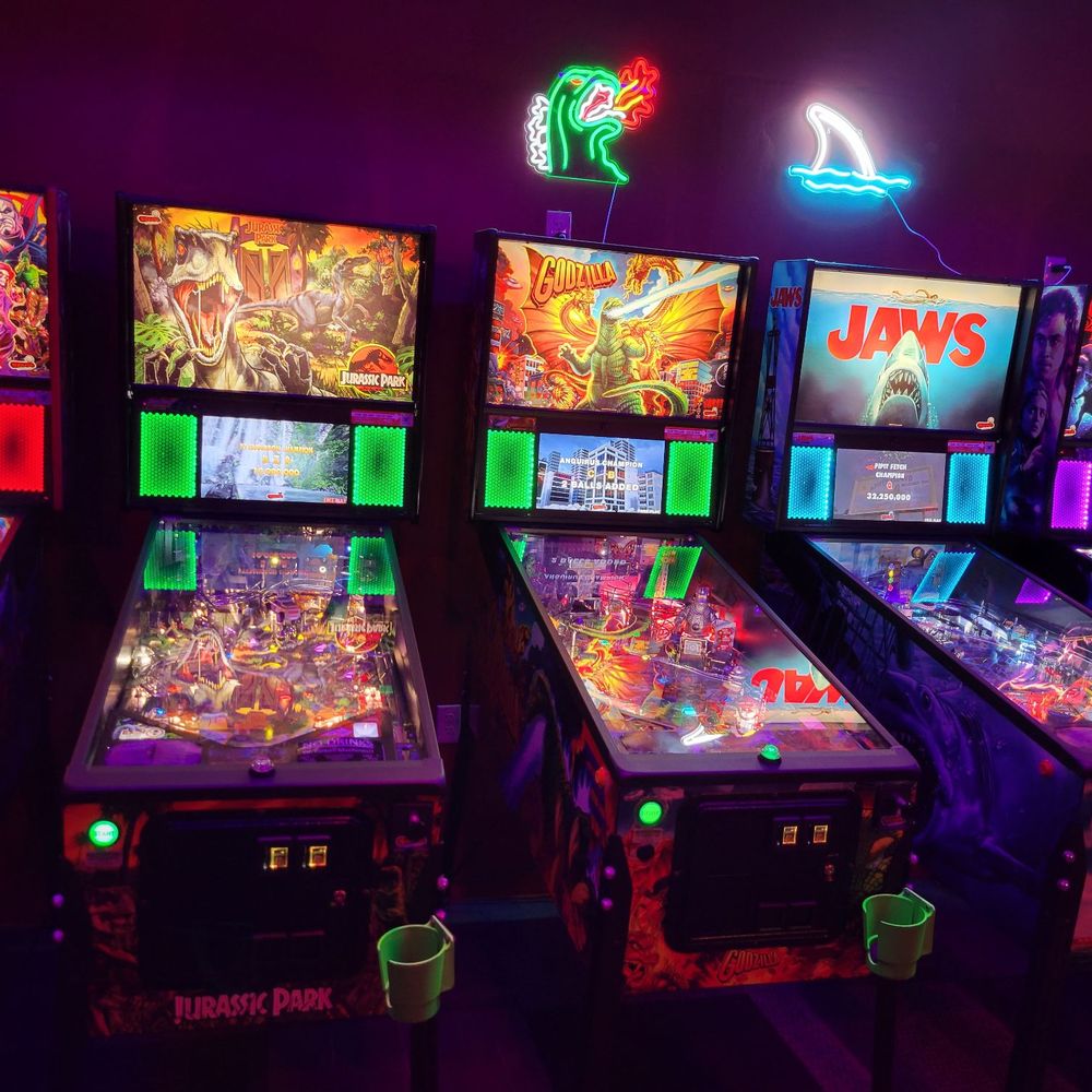 Free Play Bar Arcade - Pinball Machines - Bars Near Me - Providence, Rhode Island