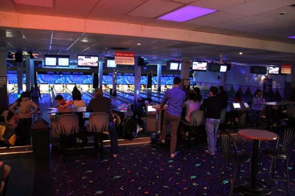 Bowlerama Rexdale by null