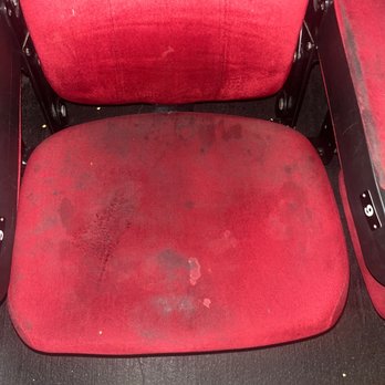 Regal Edwards - Seats can't even be sat on !! We had to use our jackets which made us extremely cold - Cinema Near Me - South Gate, California