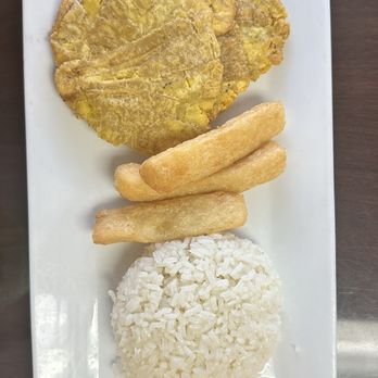 Macita's Restaurant & Bakery - Arroz, Tostones y Yuca Frita - Colombian Near Me - Miami, Florida Macita's Restaurant & Bakery - Arroz, Tostones y Yuca Frita - Colombian Near Me - Miami, Florida