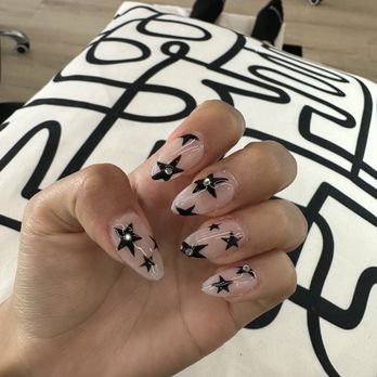 MOI Nails By Spring - Nails by Spring - Nail Salons Near Me - Los Angeles, California