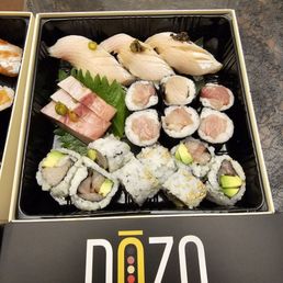 Yellowtail box