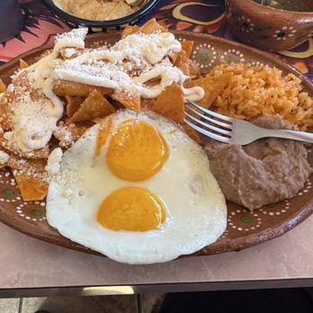 Hay Madre Mia - Chilaquiles red - New Mexican Cuisine Near Me - Victorville, California