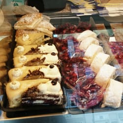 Stadtbäckerei - Kuchen Auswahl