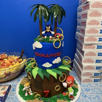 Takes The Cake - The Cake made by Takes the Cake - Bakeries Near Me - Pasadena, California