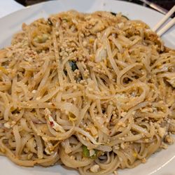 Tomy Thai - Phat Thai extra spicy