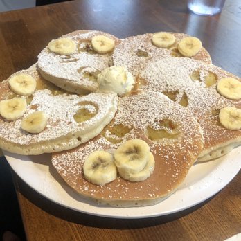Eggs 'n Things Ko Olina - Banana Pancakes - American Near Me - Kapolei, Hawaii Eggs 'n Things Ko Olina - Banana Pancakes - American Near Me - Kapolei, Hawaii