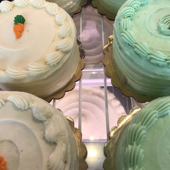 Cake Bar - Some of the decor and cake ma they serve here. Very cute. - Patisserie/Cake Shop Near Me - Dallas, Texas