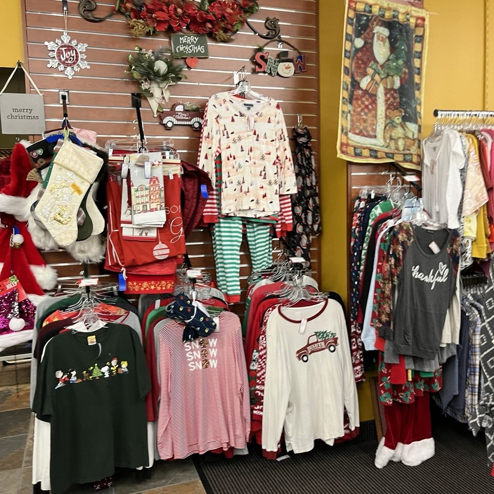Turn Style Consignment - Christmas Clothing - Used, Vintage & Consignment Near Me - Maple Grove, Minnesota Turn Style Consignment - Christmas Clothing - Used, Vintage & Consignment Near Me - Maple Grove, Minnesota