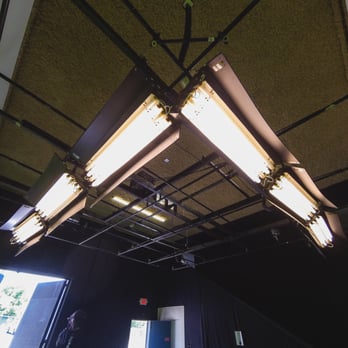 Originator Studios - On the grid, six Kino Flo 4x4 lighting banks for cyc lighting - Video/Film Production Near Me - Austin, Texas Originator Studios - On the grid, six Kino Flo 4x4 lighting banks for cyc lighting - Video/Film Production Near Me - Austin, Texas