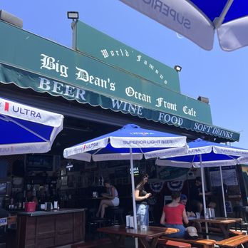 Big Dean's Ocean Front Cafe - Bars Near Me - Santa Monica, California Big Dean's Ocean Front Cafe - Bars Near Me - Santa Monica, California