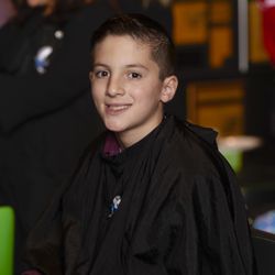 Sharkey's Cuts for Kids - Woodinville - Gaming as part of our services that brings a smile on your kid's face.
