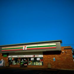 7-Eleven