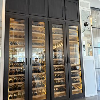 Elm & Good - Inside - New American Near Me - Dallas, Texas Elm & Good - Inside - New American Near Me - Dallas, Texas