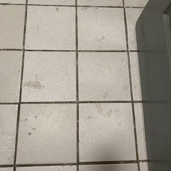 OYO Hotel Kinder - Bathroom floor - Hotels Near Me - Kinder, Louisiana OYO Hotel Kinder - Bathroom floor - Hotels Near Me - Kinder, Louisiana