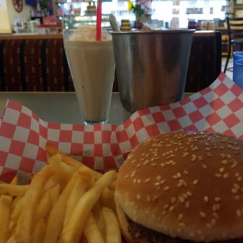 Bob's Big Boy - Love a great burger and the hest chocolate malt in town! Both made to perfection! - American Near Me - Norco, California Bob's Big Boy - Love a great burger and the hest chocolate malt in town! Both made to perfection! - American Near Me - Norco, California