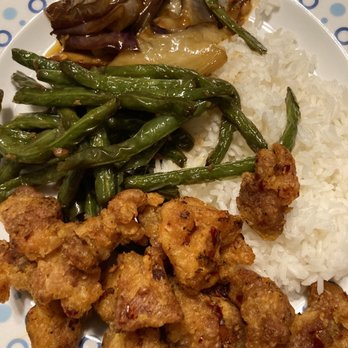 Cravings - Chinese Near Me - Champaign, Illinois