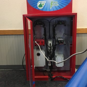 Chuck E. Cheese - Open over an hour with no one watching it - Pizza Near Me - Rancho Cucamonga, California Chuck E. Cheese - Open over an hour with no one watching it - Pizza Near Me - Rancho Cucamonga, California