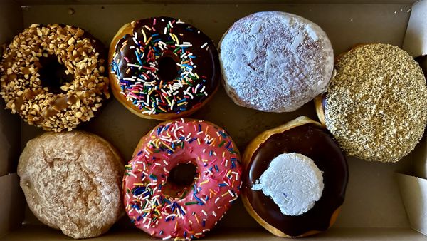 Dandee Donut Factory by null