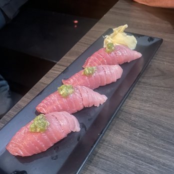 Harumi - Tuna nigiri - not up to it's usual freshness standard - Sushi Bars Near Me - Peoria, Arizona