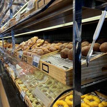Paris Baguette - Pastries - Coffee & Tea Near Me - Milpitas, California Paris Baguette - Pastries - Coffee & Tea Near Me - Milpitas, California