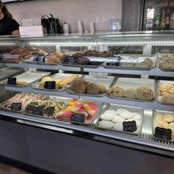 Mariachi Bakery - Bakeries Near Me - Norwalk, California