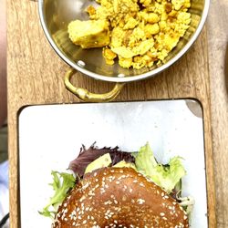 Santina Brunch & More | Santa Catalina