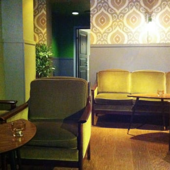 Henriken - Retro interiør - Bars Near Me - Oslo, 03