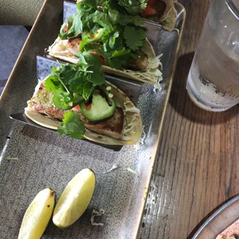 Moku Kitchen - Fish tacos - Cocktail Bars Near Me - Honolulu, Hawaii Moku Kitchen - Fish tacos - Cocktail Bars Near Me - Honolulu, Hawaii