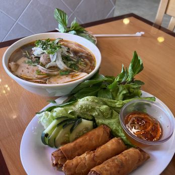 Egg Roll Number 1 - Spring rolls with bun bo hue - Vietnamese Near Me - Indianapolis, Indiana