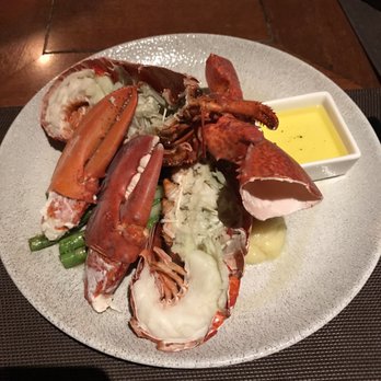 Manta - Lobster entree - Hawaiian Near Me - Kamuela, Hawaii Manta - Lobster entree - Hawaiian Near Me - Kamuela, Hawaii