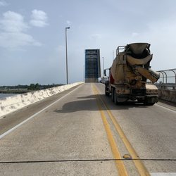 Popps Ferry Bridge - Bridge is in the up position!