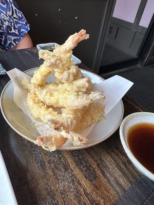 Naru Sushi Japanese Restaurant by null