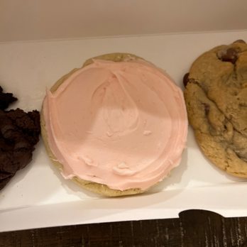 Crumbl - Interquest - Iced sugar cookie - Bakeries Near Me - Colorado Springs, Colorado Crumbl - Interquest - Iced sugar cookie - Bakeries Near Me - Colorado Springs, Colorado