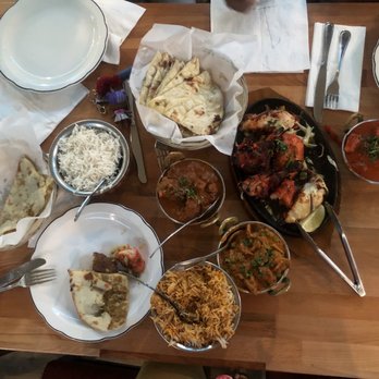 Tandoor Palace - Naan, paneer, basmati rice, chicken tikka, lamb, garlic naan, mushrooms, chicken biryani - Indian Near Me - Tannersville, Pennsylvania