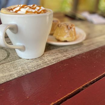 Lucky's Cafe - Cinnamon Buns Carmel Cream Breve - Coffee & Tea Near Me - Cleveland, Ohio Lucky's Cafe - Cinnamon Buns Carmel Cream Breve - Coffee & Tea Near Me - Cleveland, Ohio