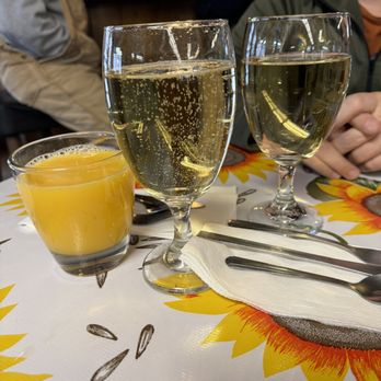 Cook's Station - Mimosa - Breakfast & Brunch Near Me - Pioneer, California Cook's Station - Mimosa - Breakfast & Brunch Near Me - Pioneer, California