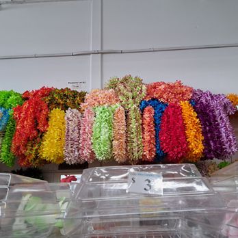 Crafts Way - Leis galore - Flowers & Gifts Near Me - Aiea, Hawaii
