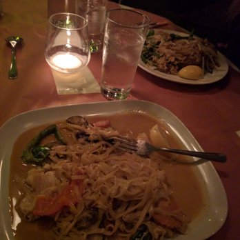 Joya - Chicken and vegetables with curry noodle dish. Not my fave - Thai Near Me - Brooklyn, New York