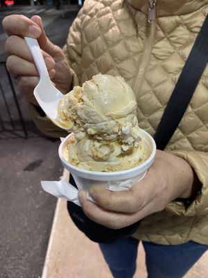 C & C CREAMERY by null