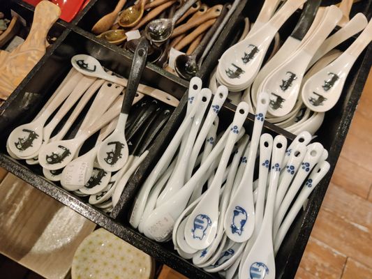 Utsuwa-No-Yakata by null